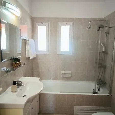 Sophia Bay Home- Next To Coral Bay Appartement *