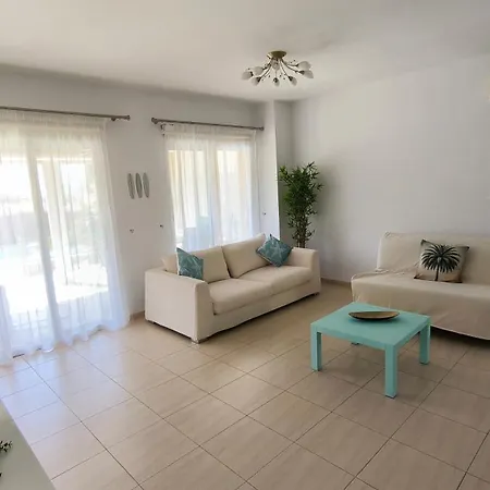 Sophia Bay Home- Next To Coral Bay Pegeia
