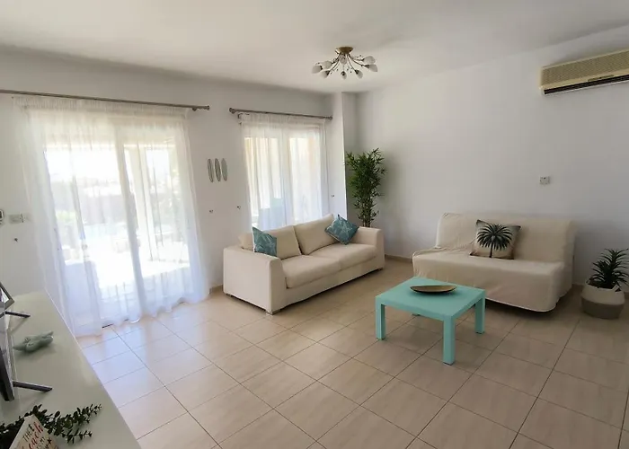 Sophia Bay Home- Next To Coral Bay Pegeia