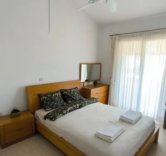 Sophia Bay Home- Next To Coral Bay Lejlighed Pegeia