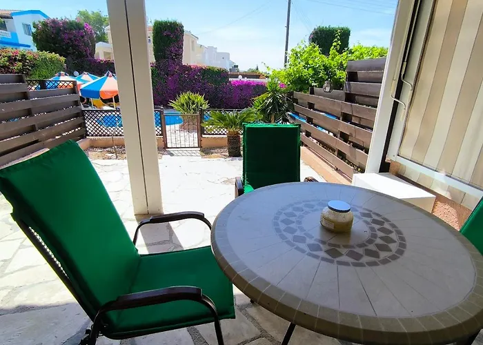 Sophia Bay Home- Next To Coral Bay