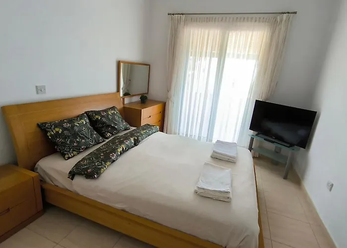 Lejlighed Sophia Bay Home- Next To Coral Bay Pegeia