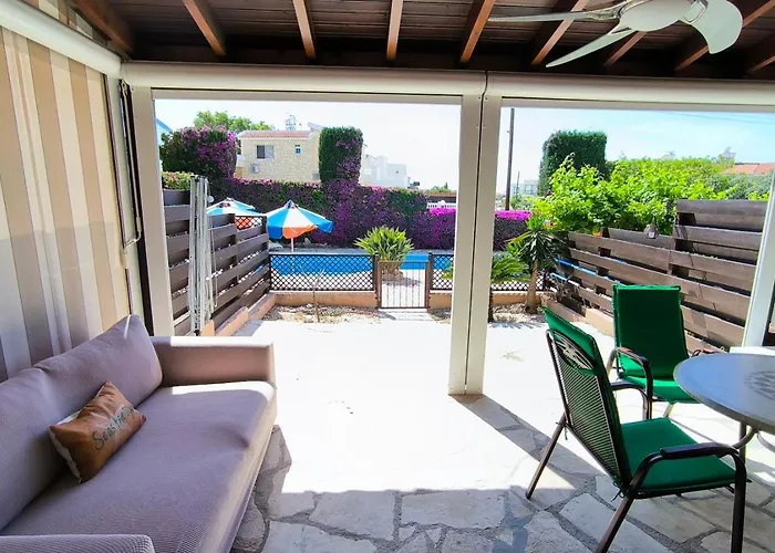 Sophia Bay Home- Next To Coral Bay